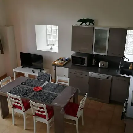 Les Ecuries Du Chateau Apartman *